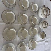 Service à thé en porcelaine Limoges Charles Ahrenfeldt filet argent Belle É