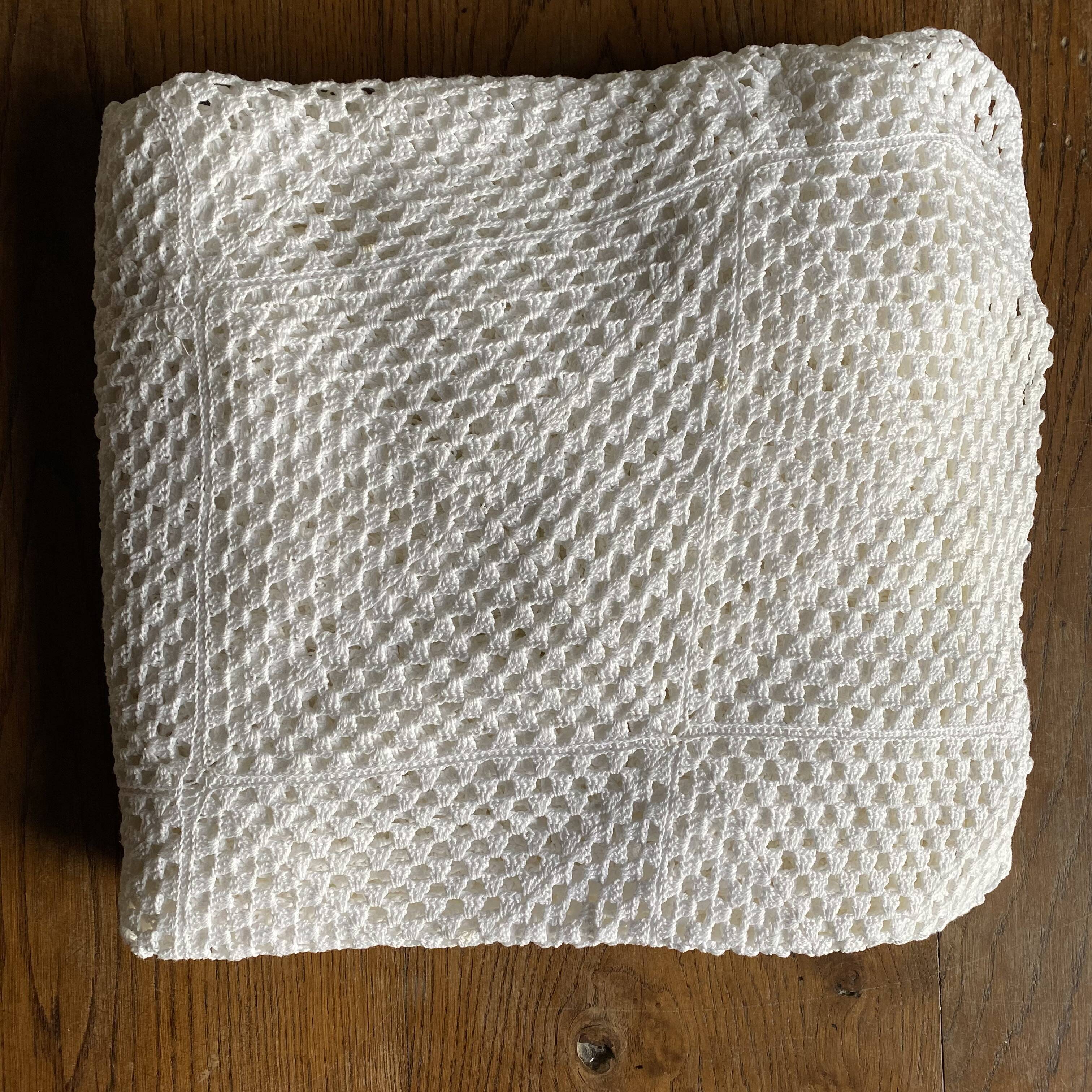 Vintage crochet bed top