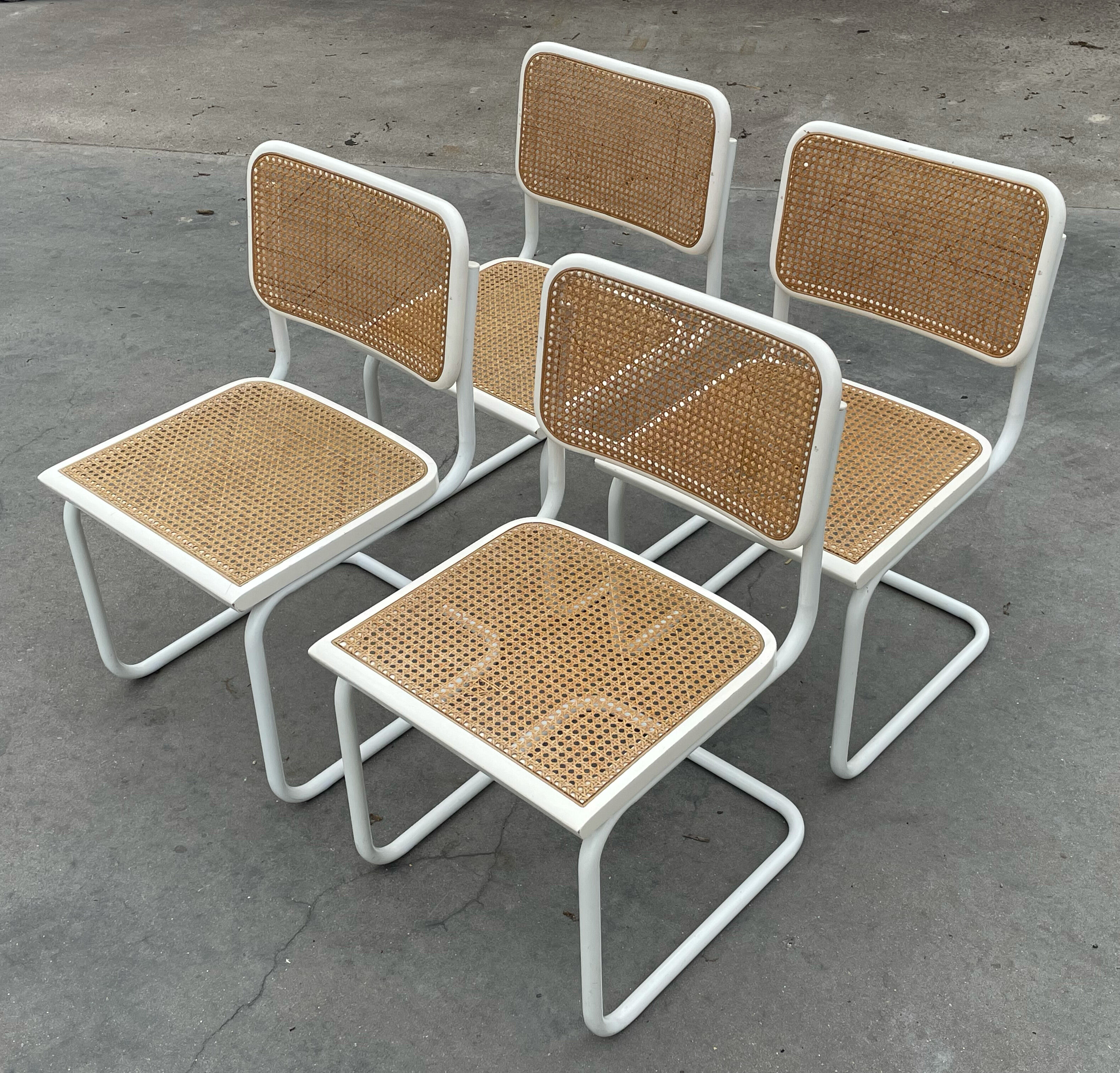 Set of 4 Cesca b32 model chairs in white by Marcel Breuer