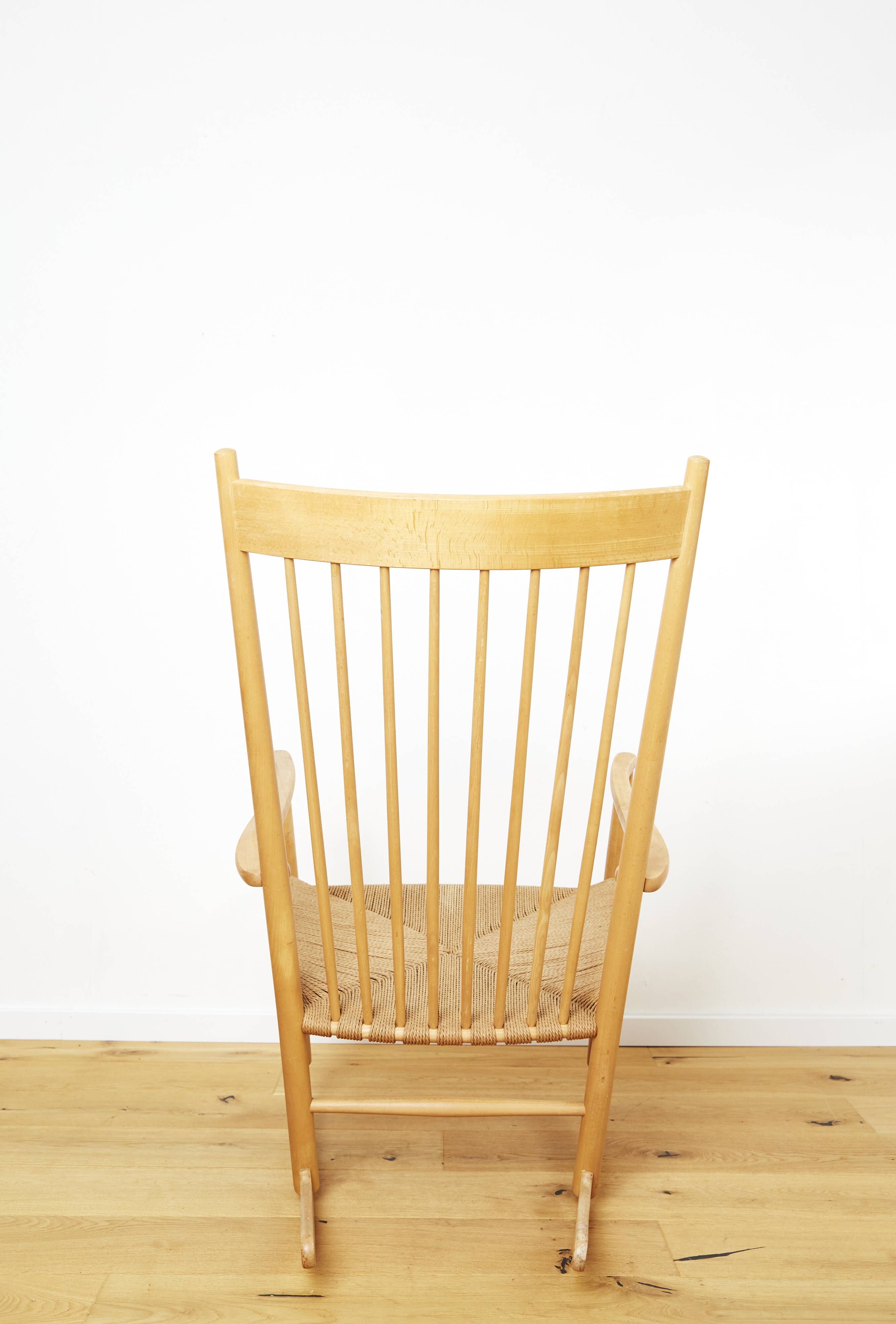 J16 Rocking Chair Vintage by Hans J. Wegner for FDB Møbler