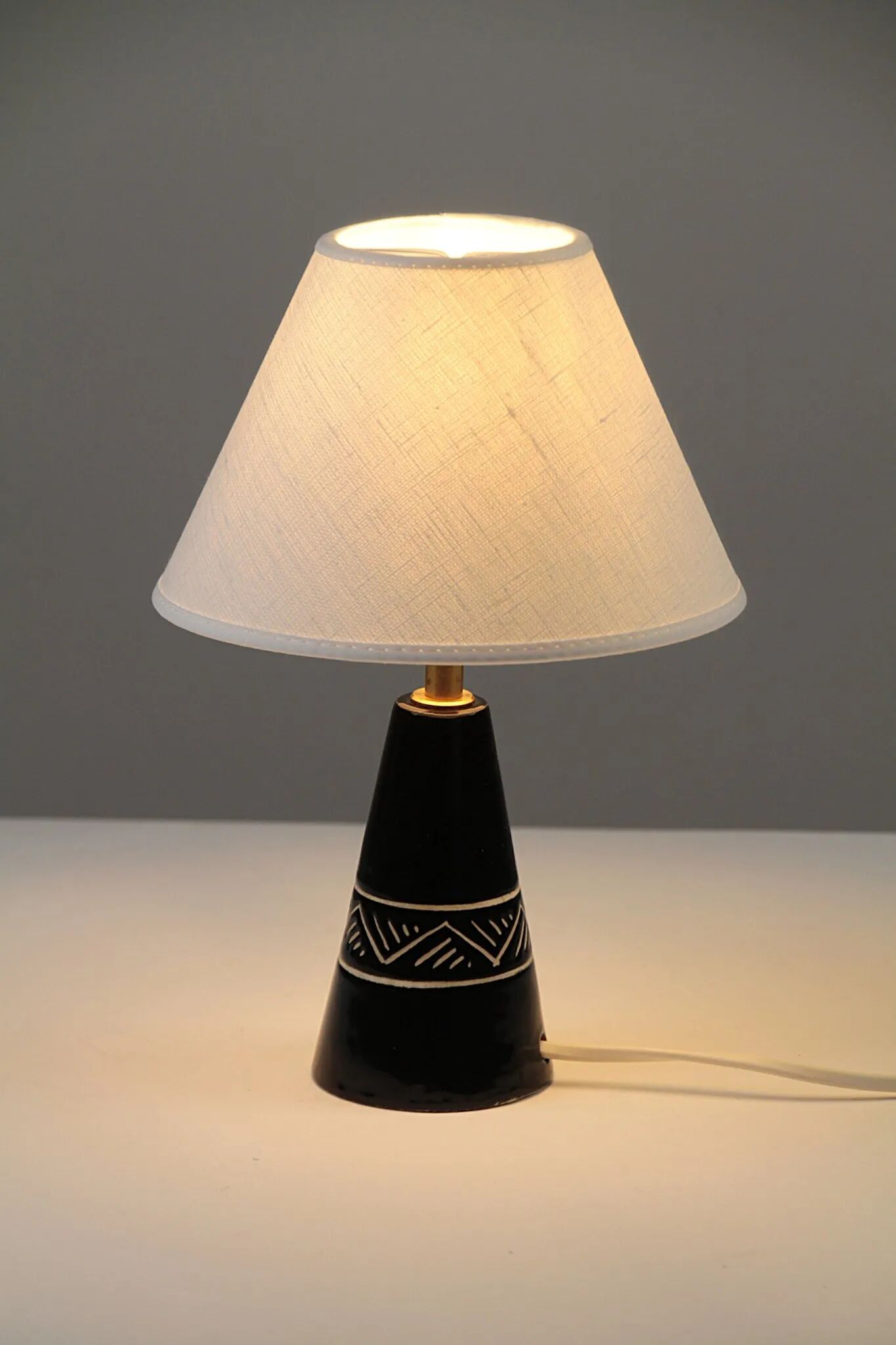 Black ceramic table lamp with sgraffito detail, Scandinavia, 1960s/1970s