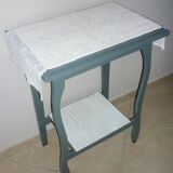Table d’appoint bleue-grise à 2 plateaux