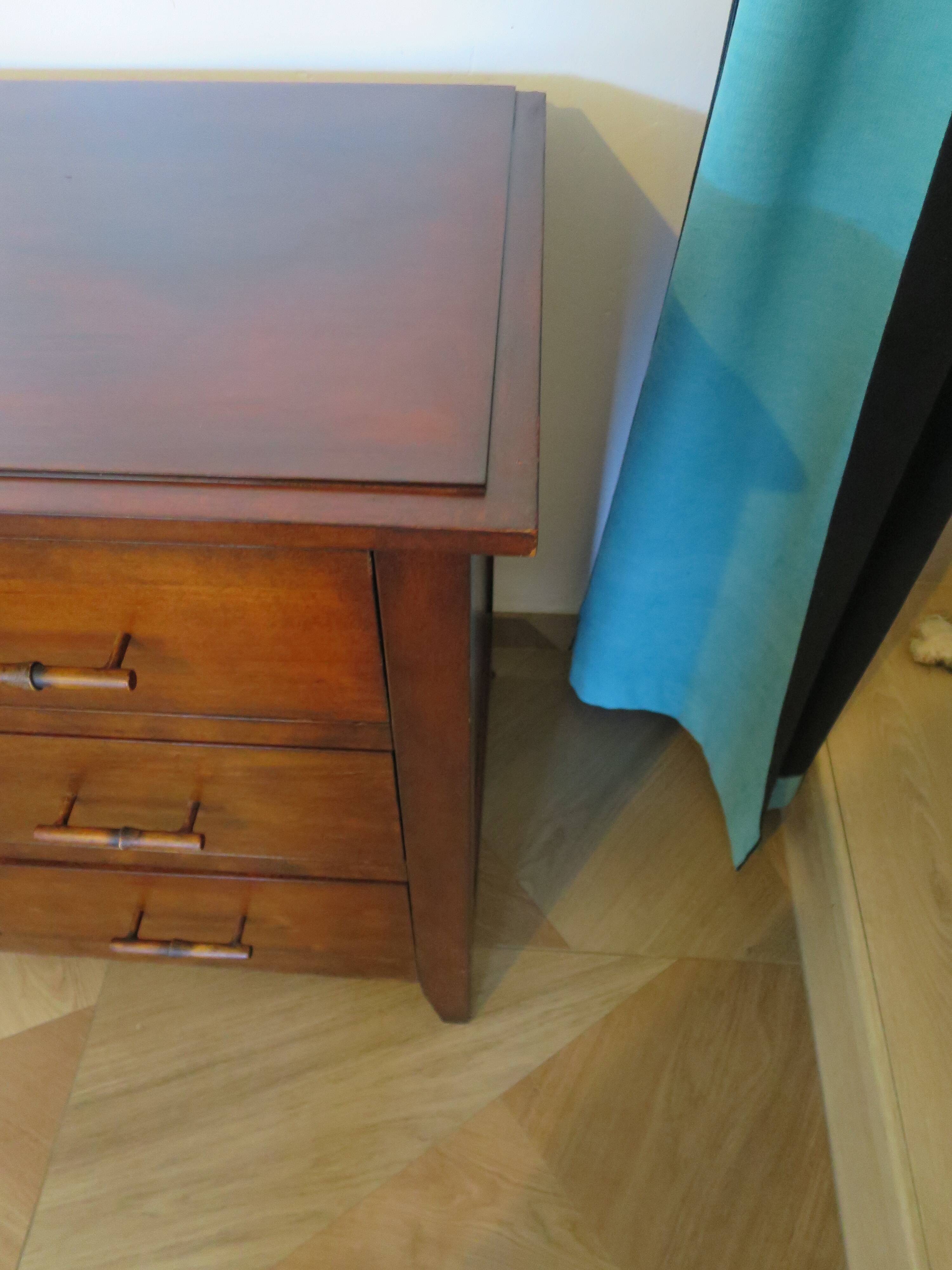 Commode longue–3 tiroirs -style colonial–Teinte acajou
