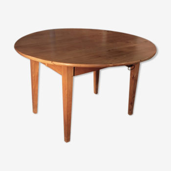 Table ovale en frêne XIXème