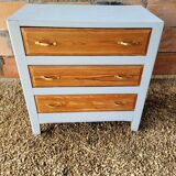 Vintage chest of drawers