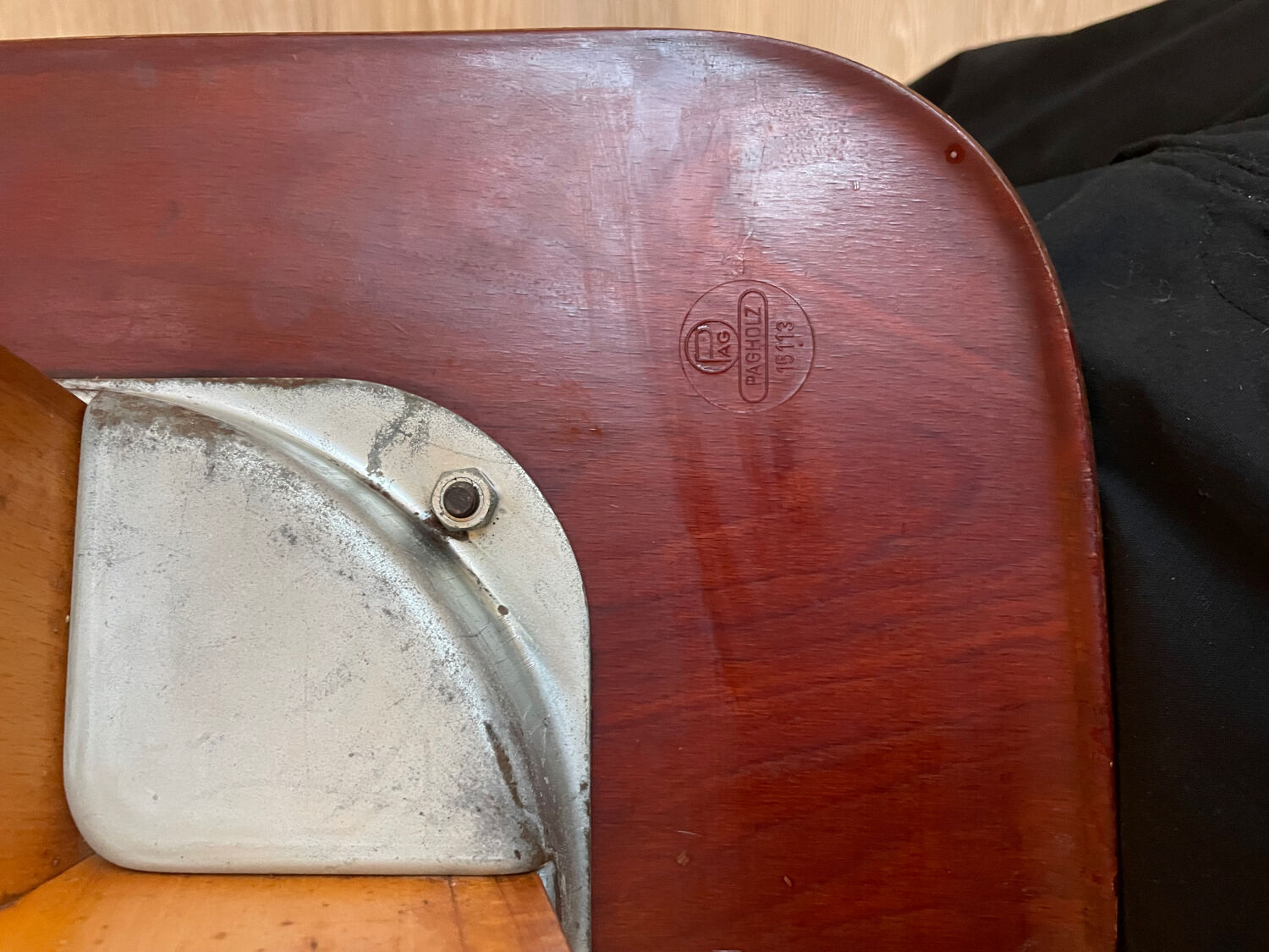 2 children's chairs pagholz Flottoto