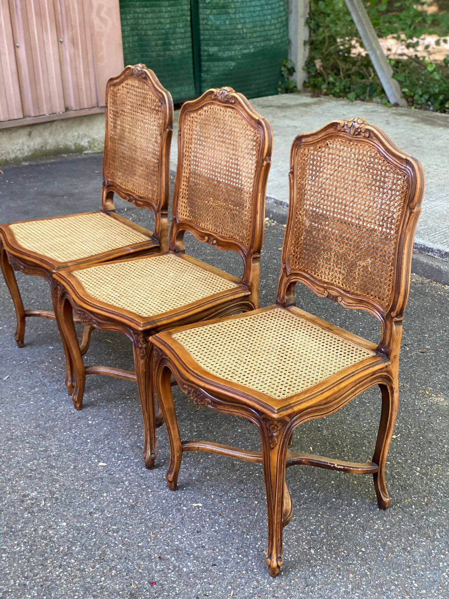 2 Louis XV style chairs in solid oak with rush seating from La Meublerie Meulin.