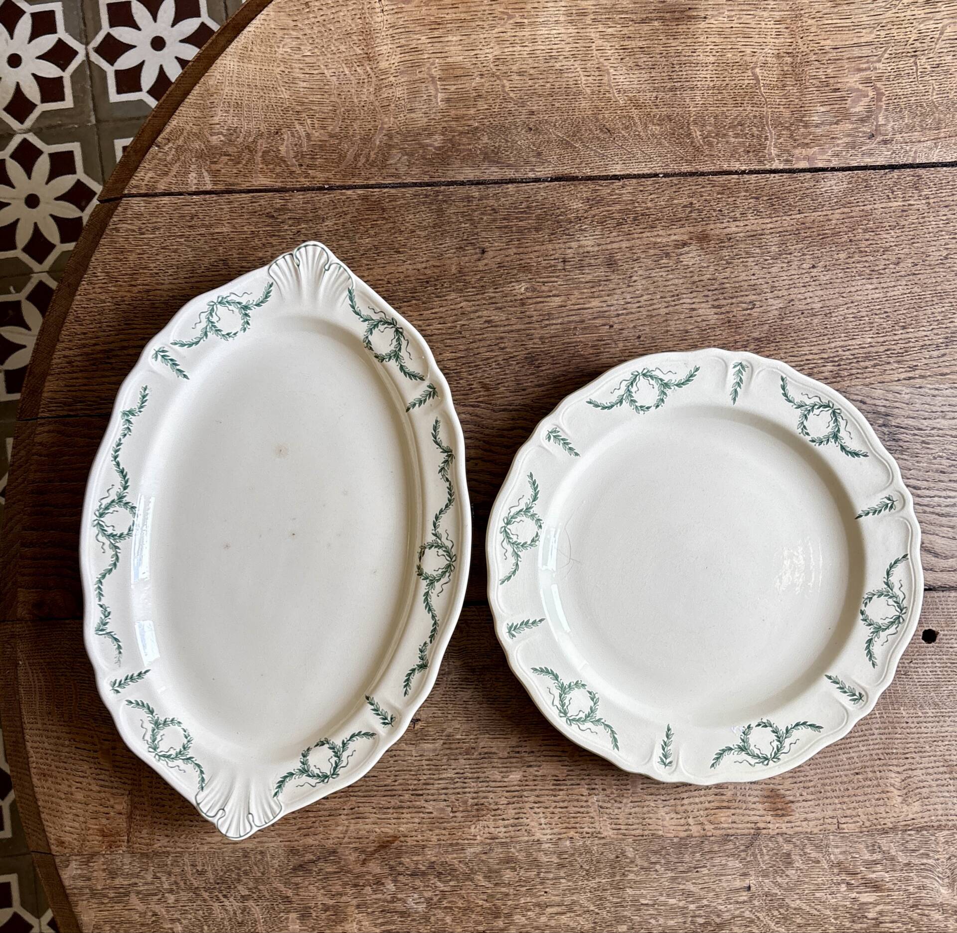 Set of 2 antique ironstone dishes - Villey de Longchamp