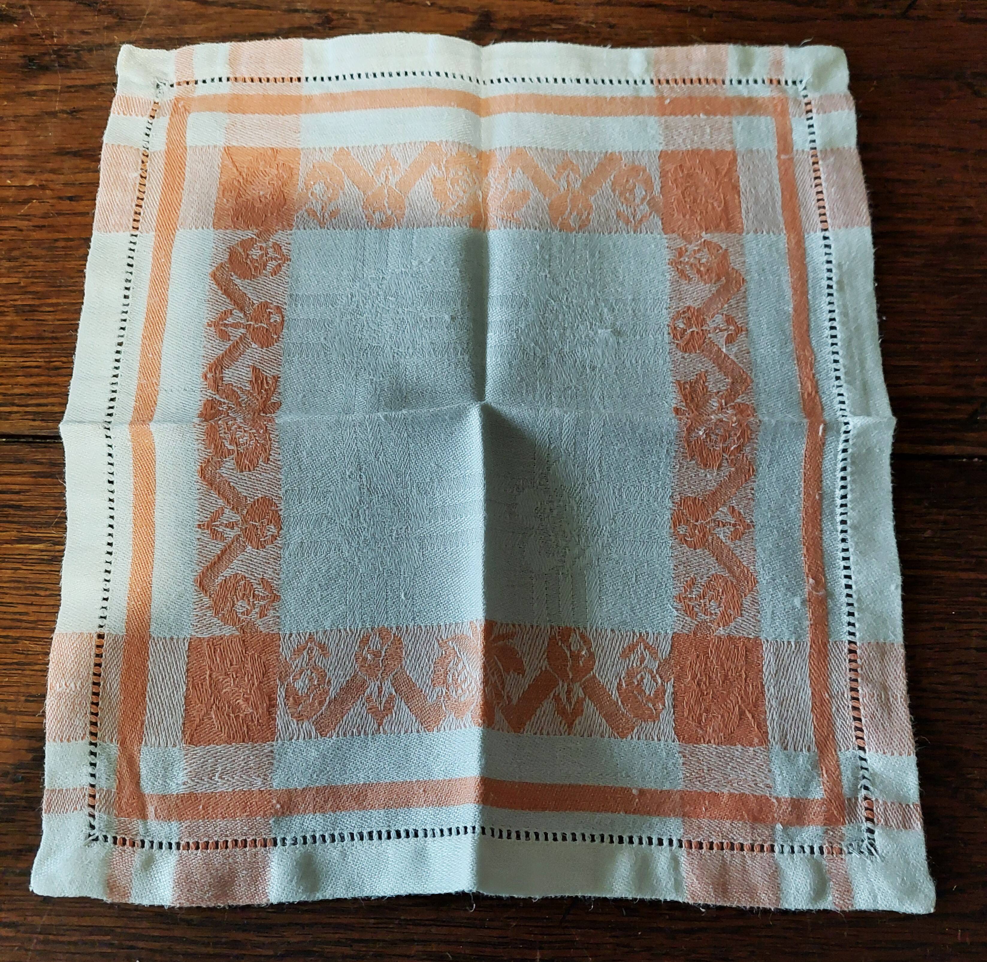 Série de douze serviettes de table coton damassé abricot jours 25 X 26 cm