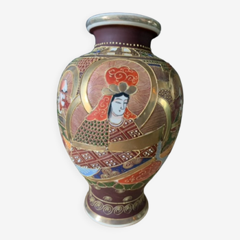 Large Japanese vase