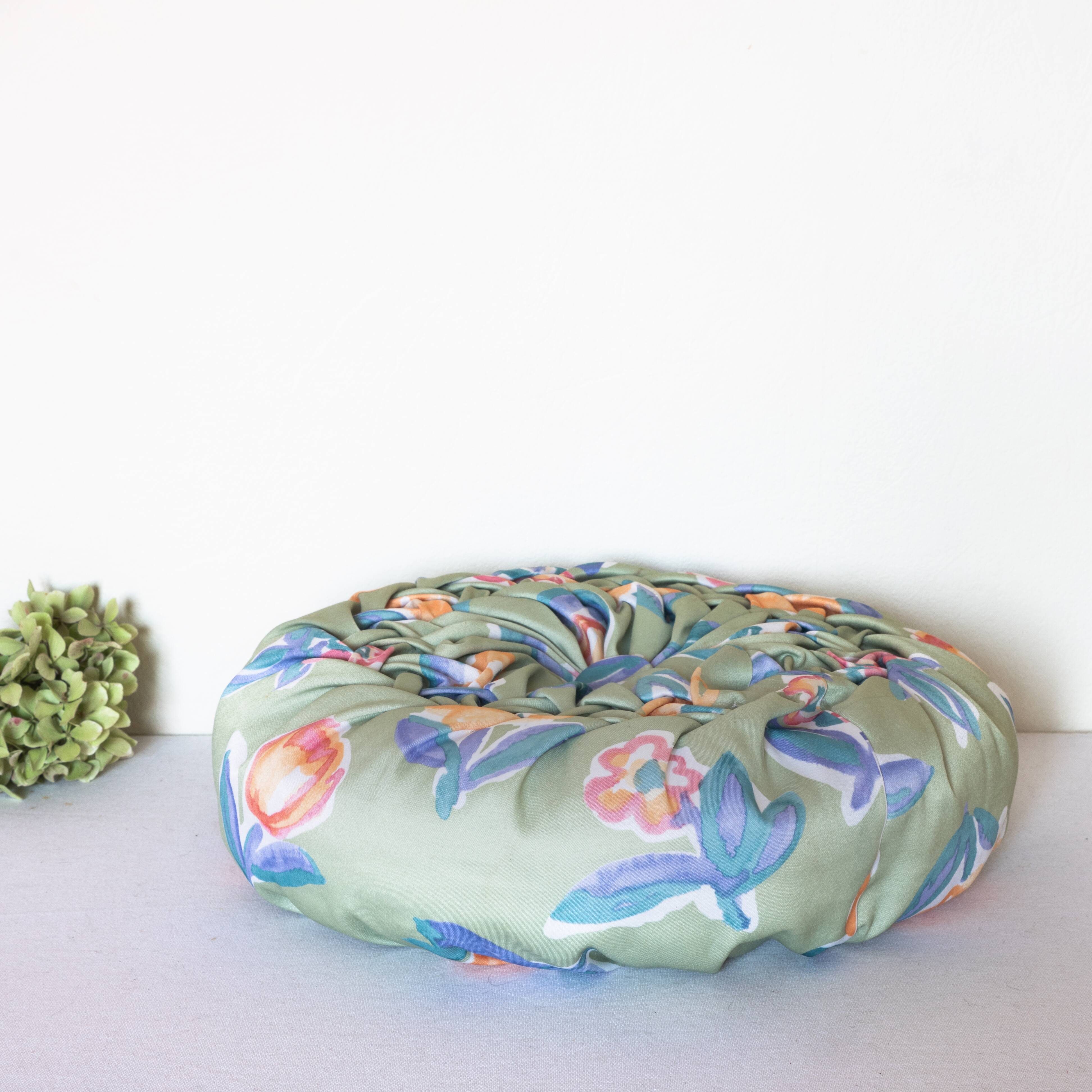 Round silk cushion floral pattern