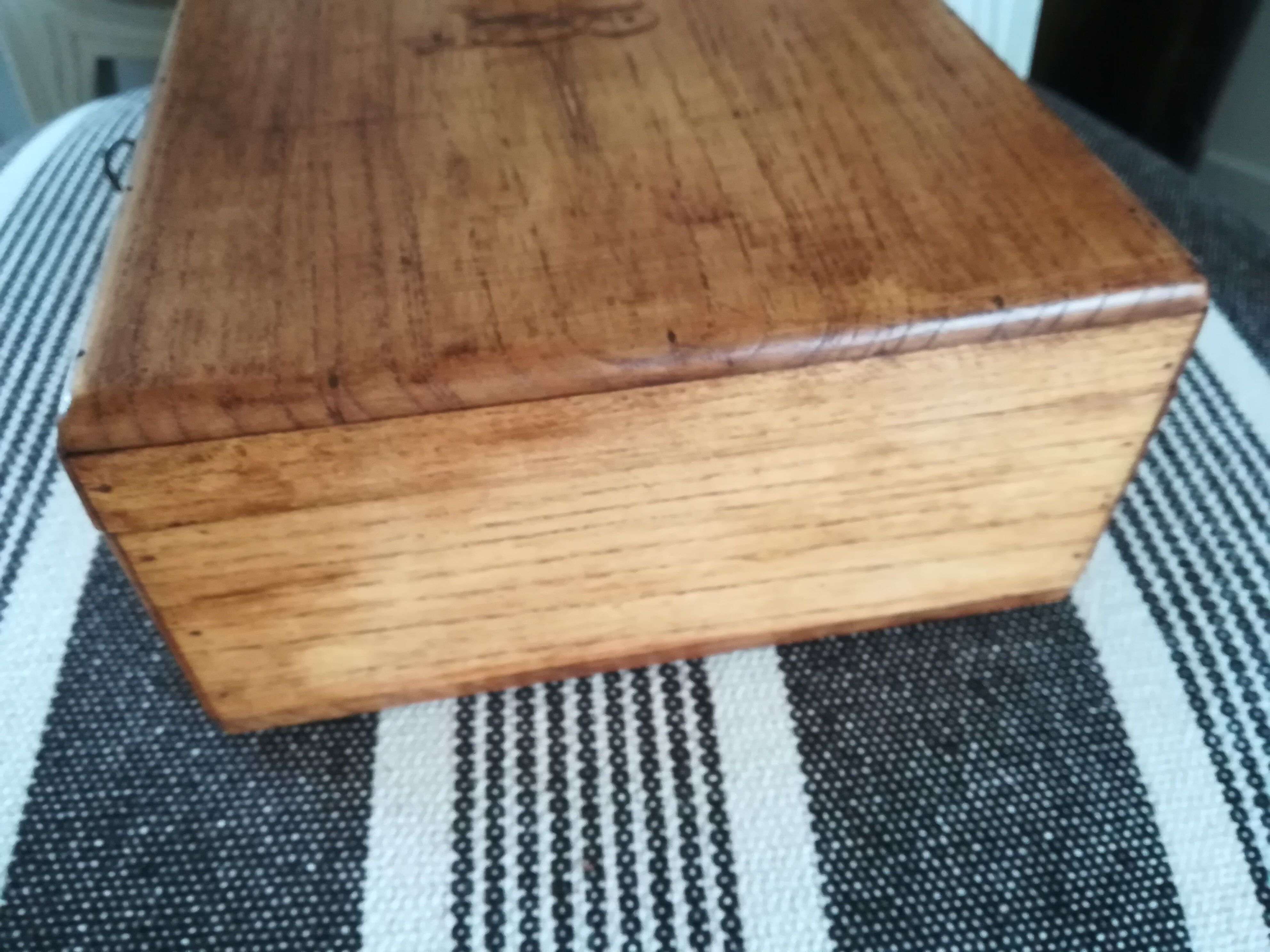 Initial original waxed wooden box j b