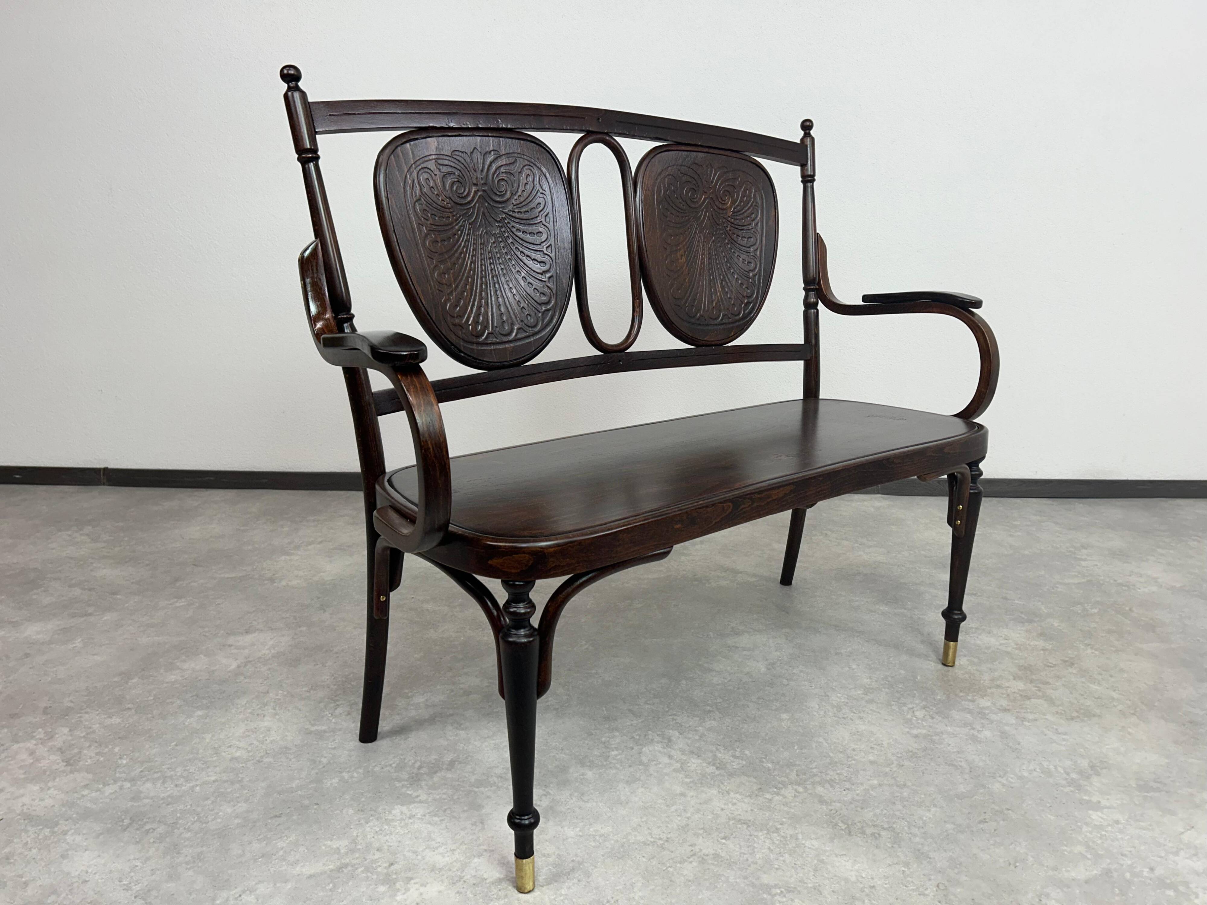 Banc cintré Sécession par Thonet Mundus