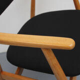 Fauteuil des années 1960 noir en hêtre