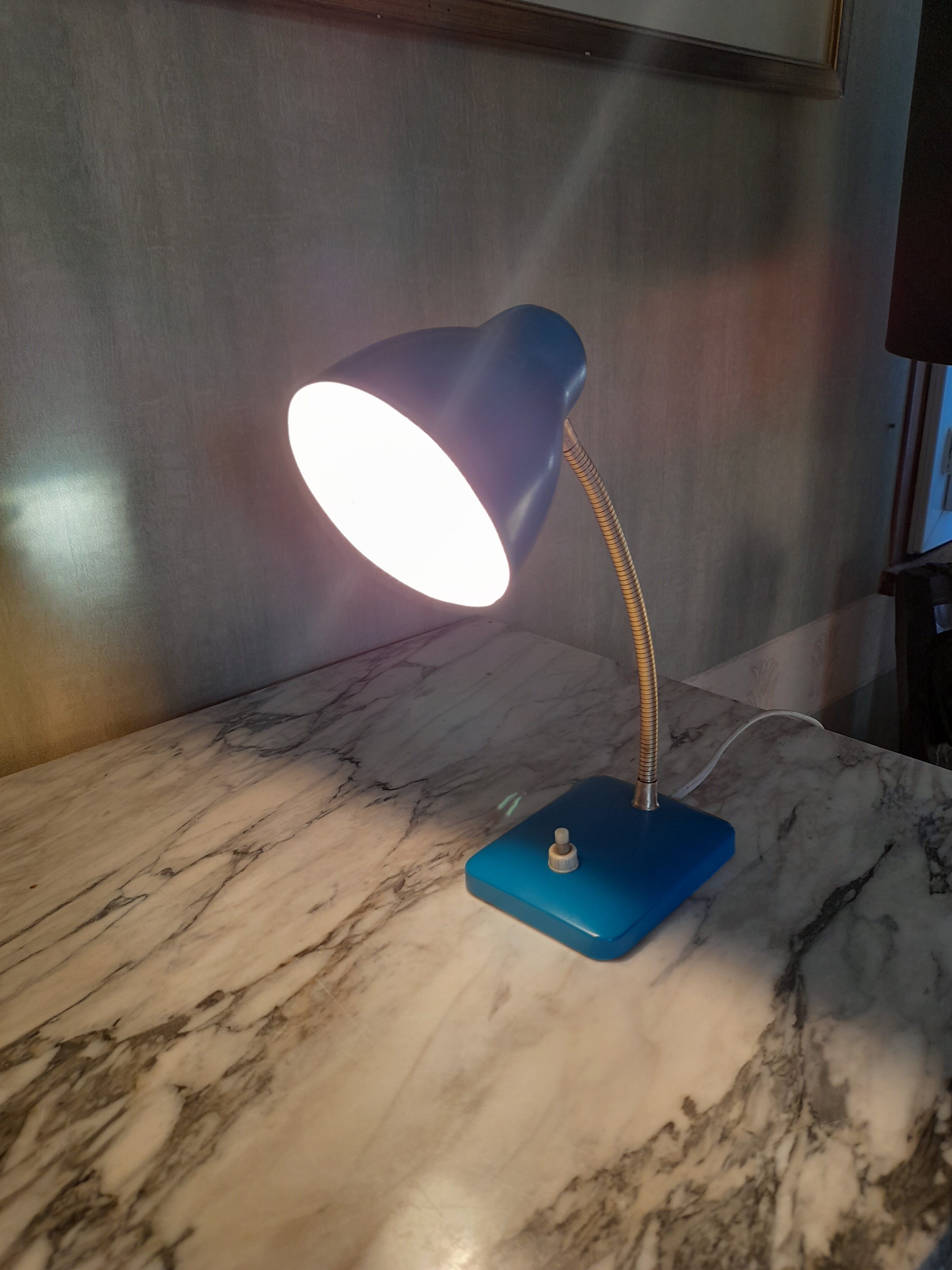 Bedside lamp