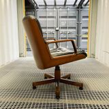 Vaghi • Italian Design • Vintage black leather executive chair from the 70s