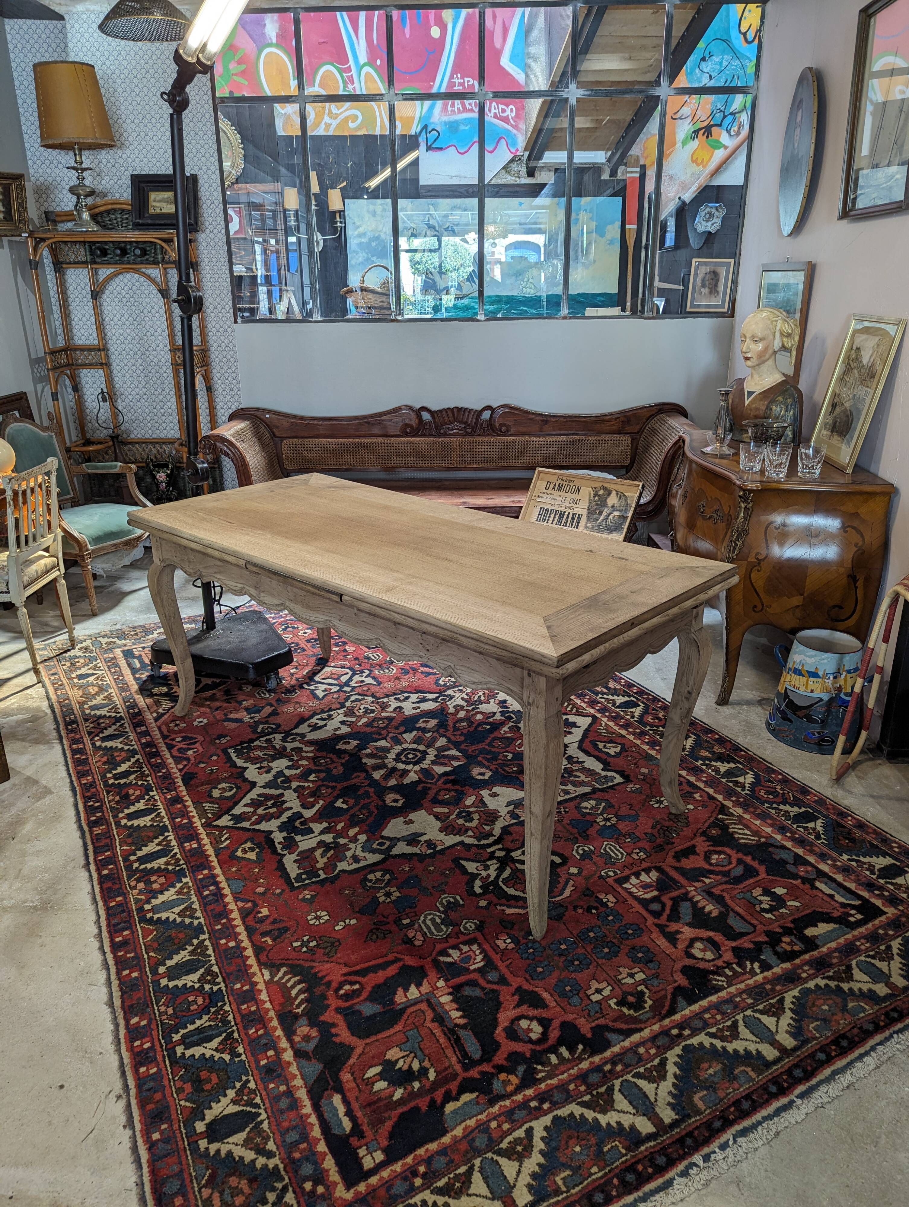 Table de ferme de style louis XV