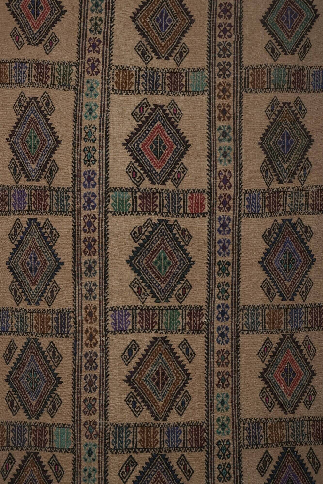 Vintage Turkish kilim, handwoven, 151x221 cm.