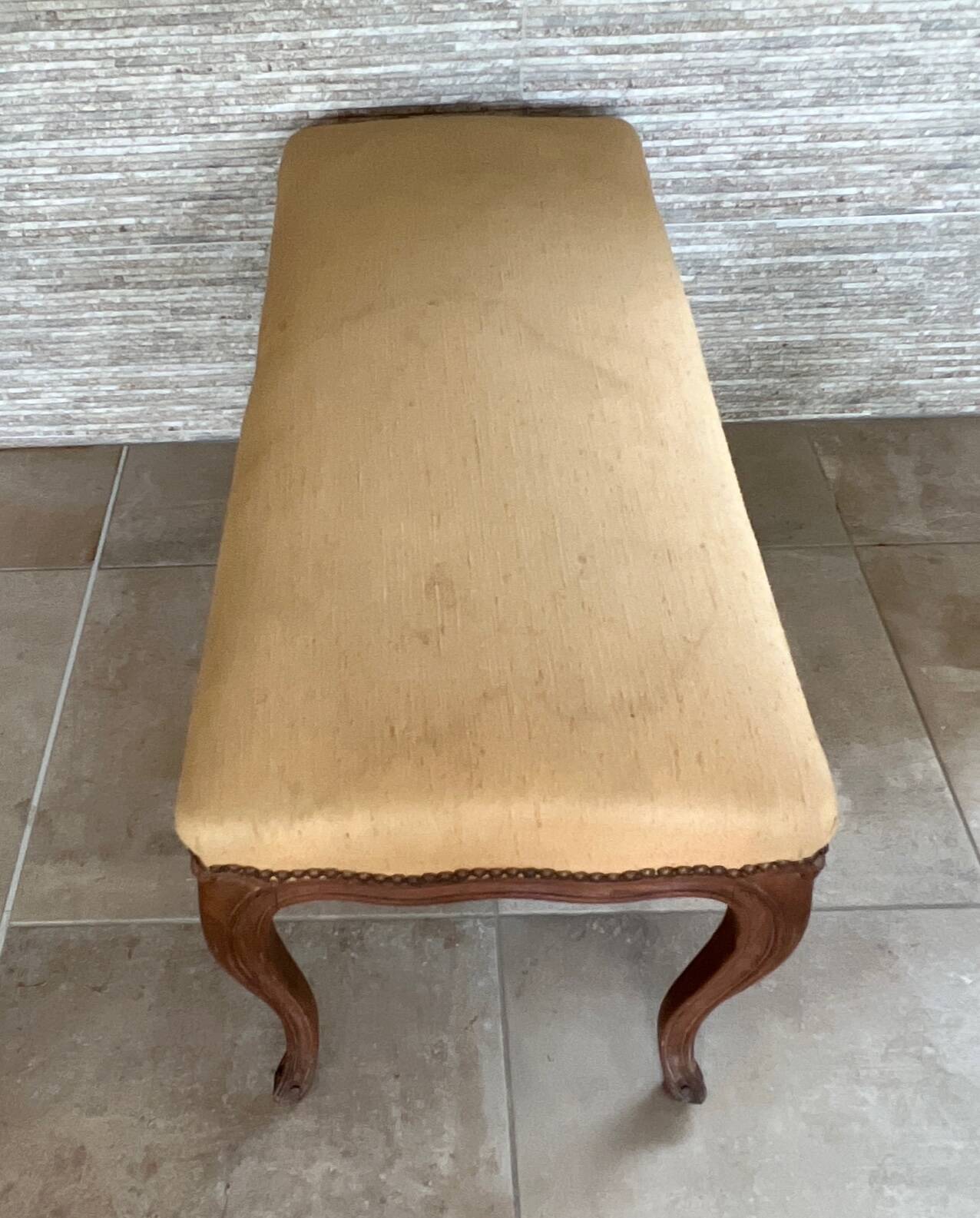 1900 Louis XV style bench in walnut, bench seat