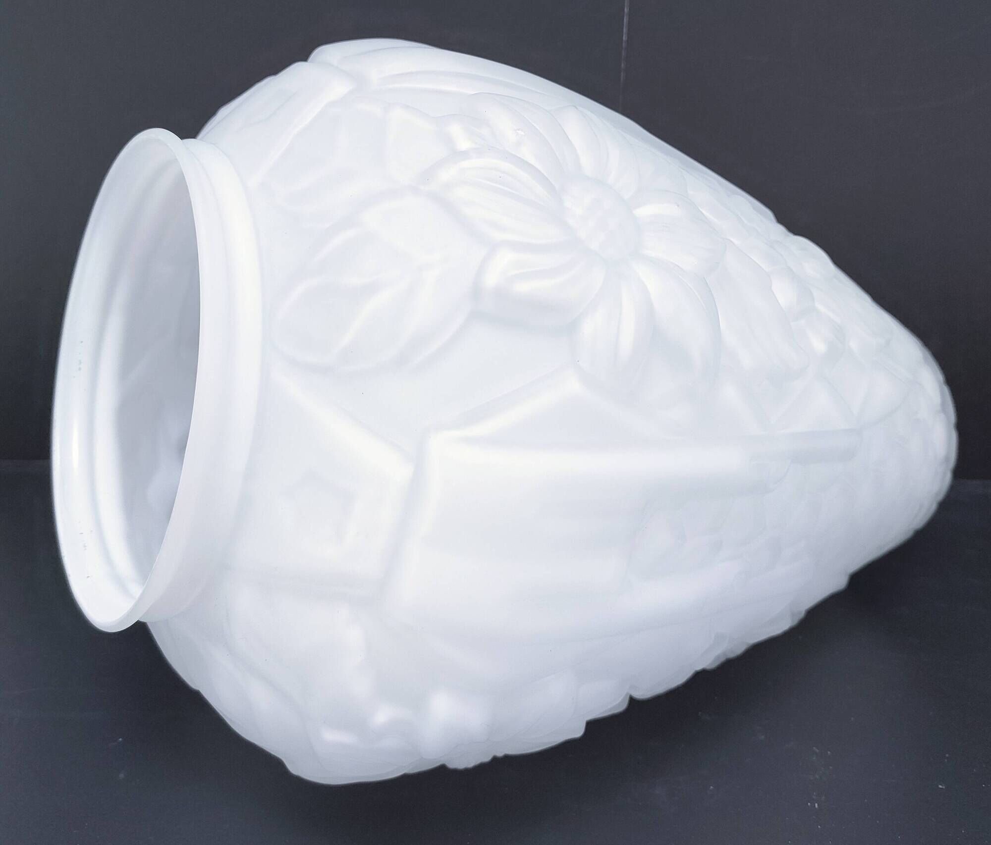 Large art deco glass vase with French floral decor H. 29.5 cm