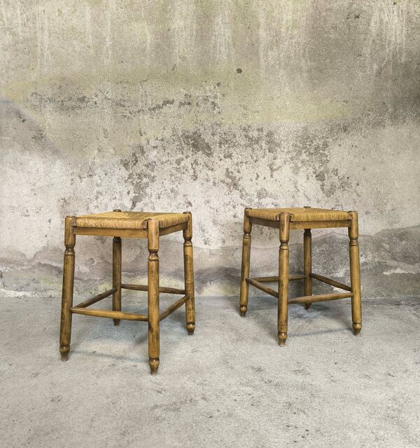 Paire de tabourets vintage en bois et paille