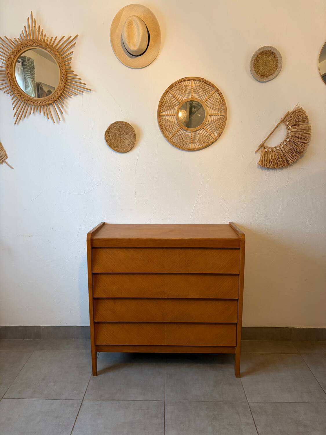 Très belle commode vintage scandinave