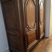 Louis XIV walnut wardrobe with arched panels – 18th century