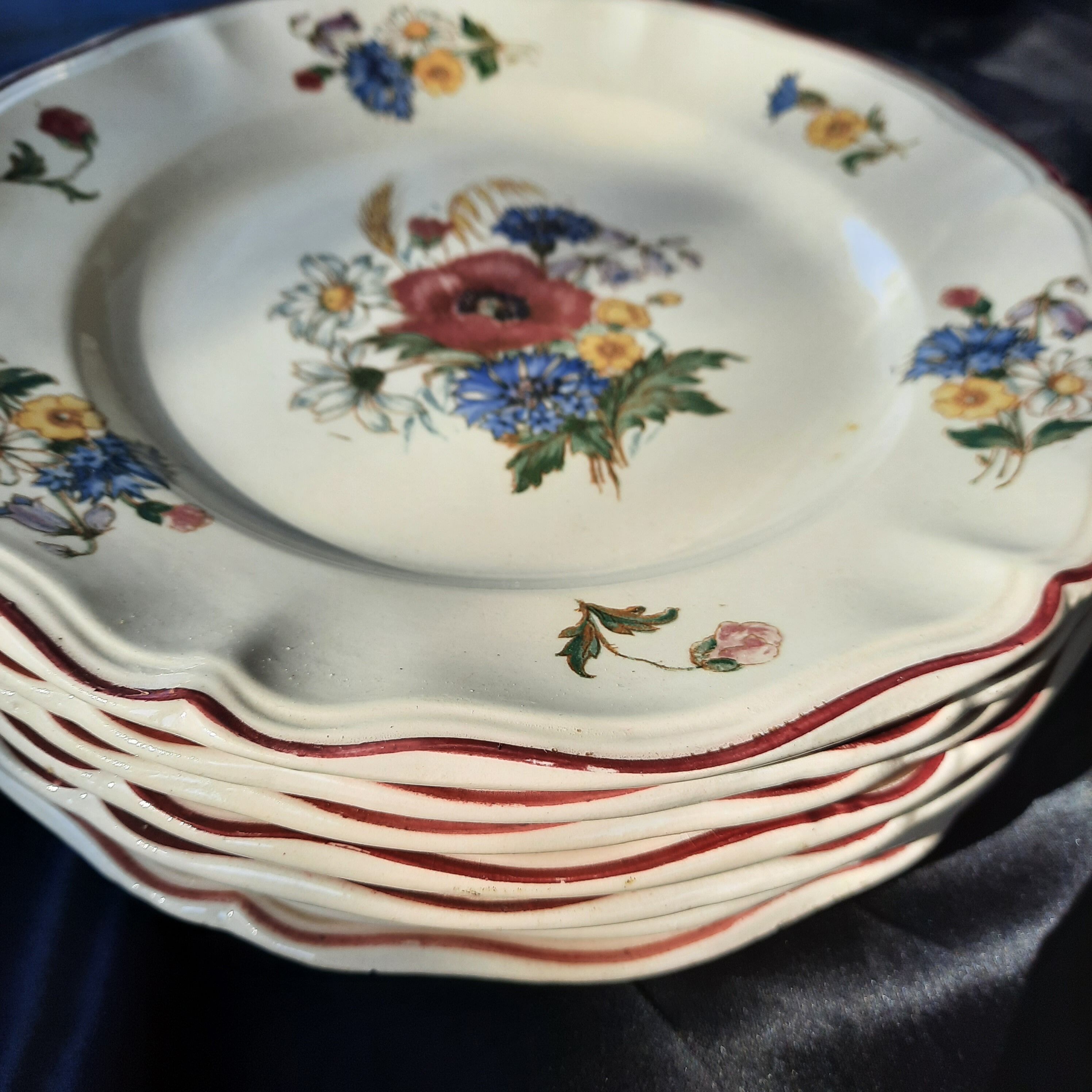 8 petites assiettes de sarreguemines série agreste
