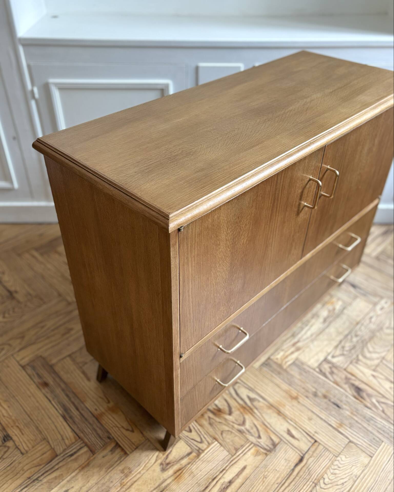 Vintage buffet