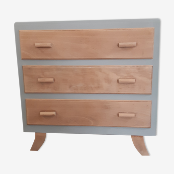 Vintage dresser revisited in grey and wood