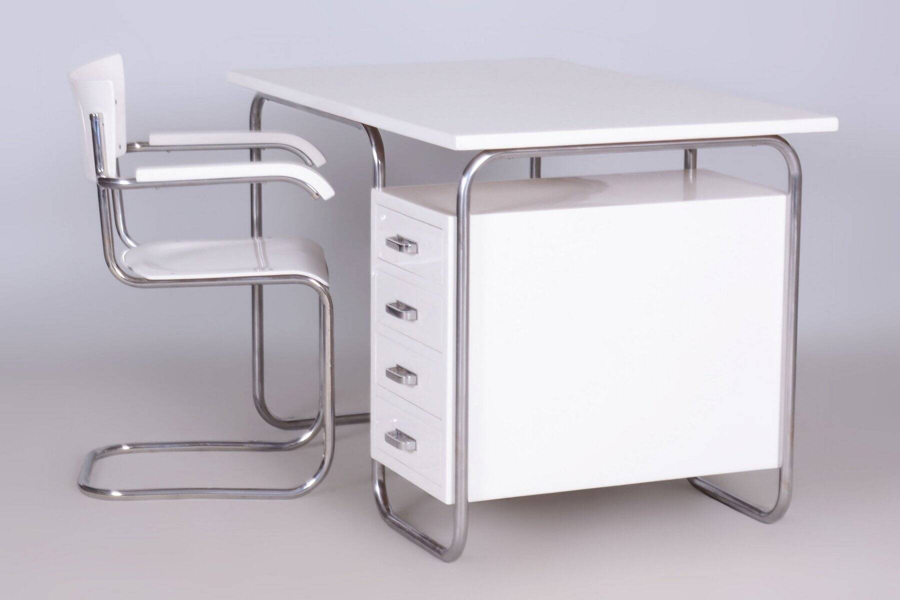 Czech Bauhaus Writing Desk with Chair in Chrome and Lacquered Wood, 1930s, Set of 2