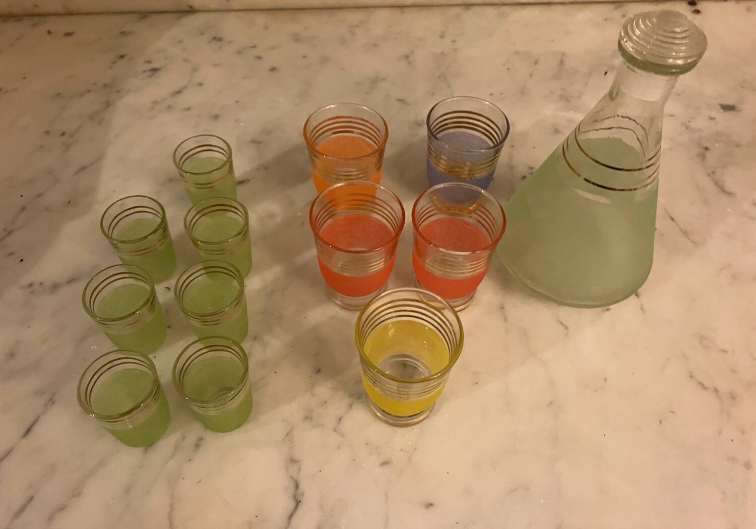 Old carafe + glasses service