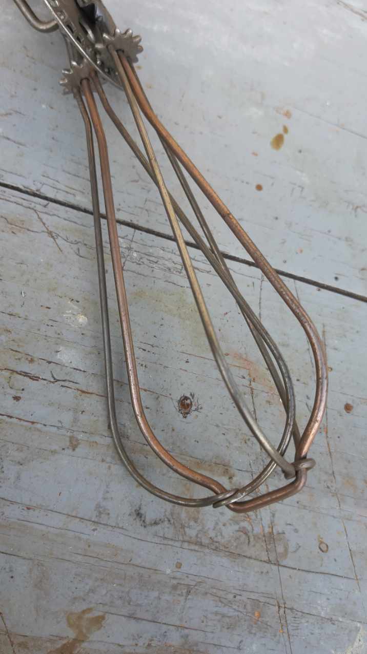 Vintage manual drummer