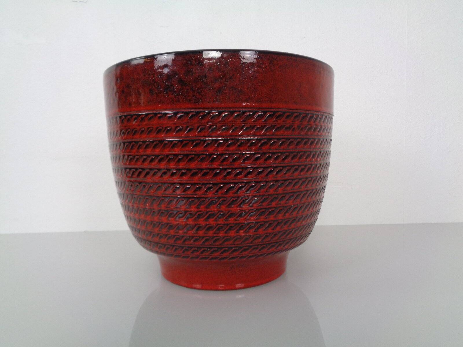 Large ceramic cachepot from Bay Keramik, Germany, 1970s.