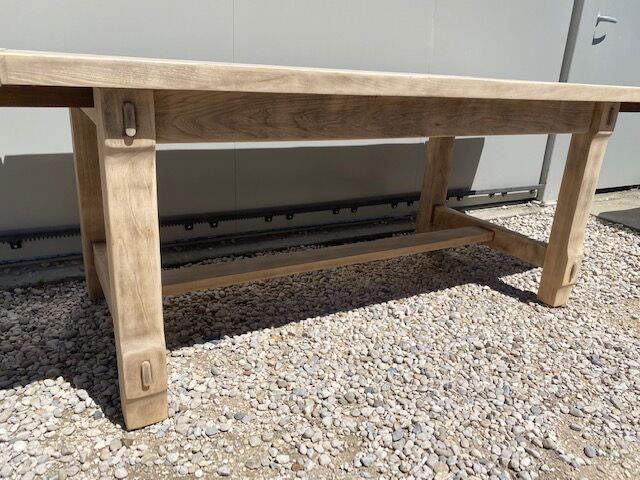 Stripped farmhouse table extensions to 255 cm
