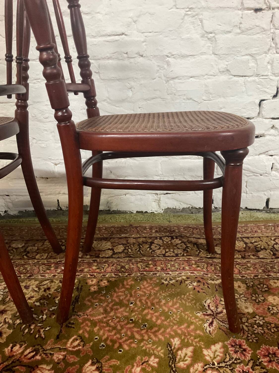Paire de chaises bistrot Thonet estampillées