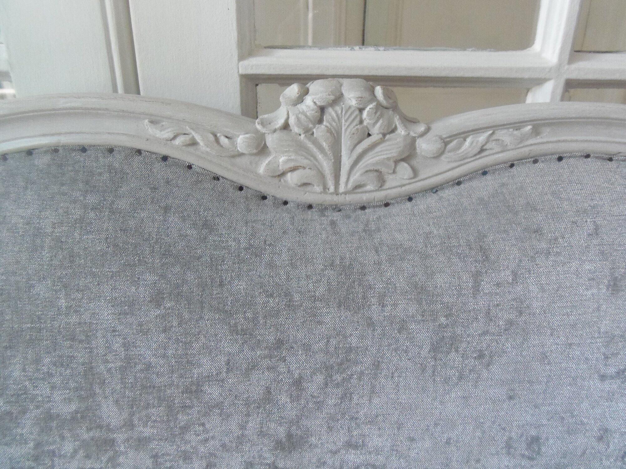 Headboard style Louis XV