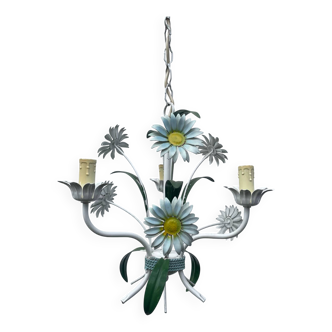 Metal suspension forming flowers