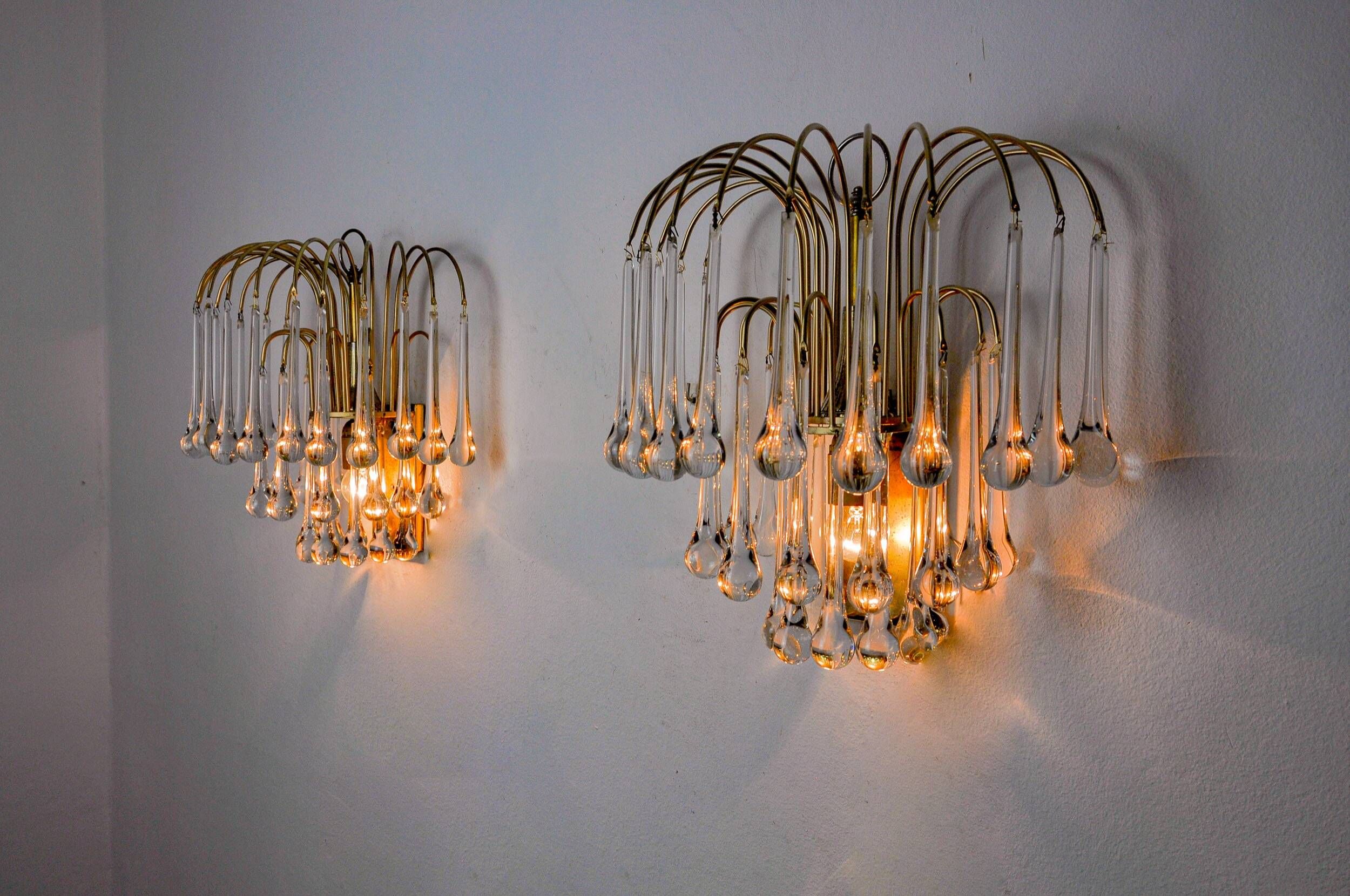 Pair of Venini "drops" wall lights, 3 levels, murano glass, Italy, 1970