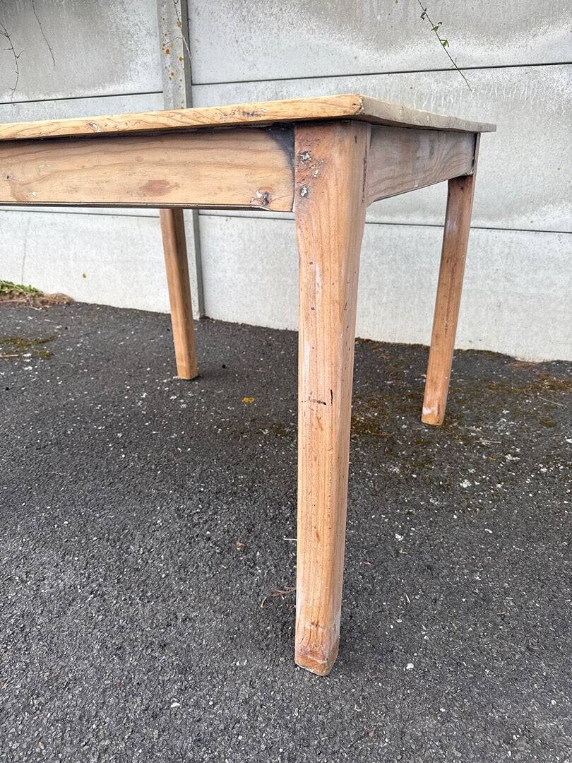 Farm table – vintage – table – rustic raw wood