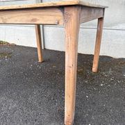 Farm table – vintage – table – rustic raw wood