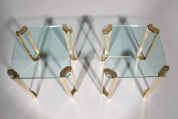 Tables d'appoint T24 en laiton brillant de Peter Ghyczy, années 1970 (40x40x45)