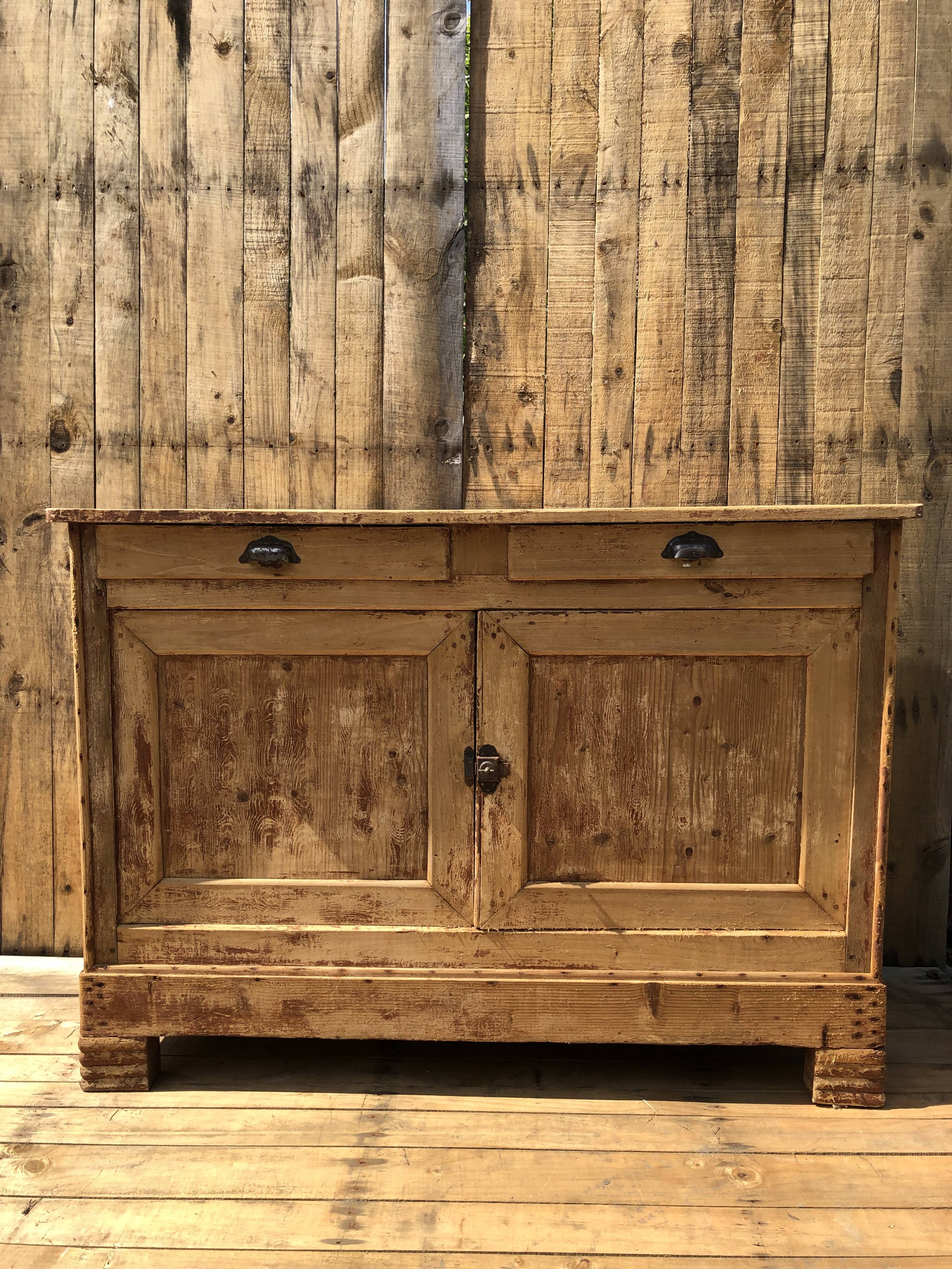 Low solid wood sideboard - large format