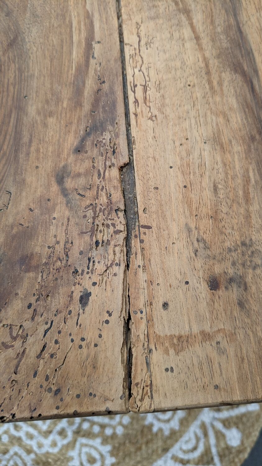 Coffee farmhouse table