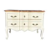 Antique chest of drawers