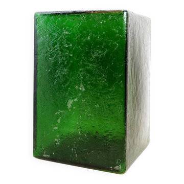 Translucent bottle green acrylic base
