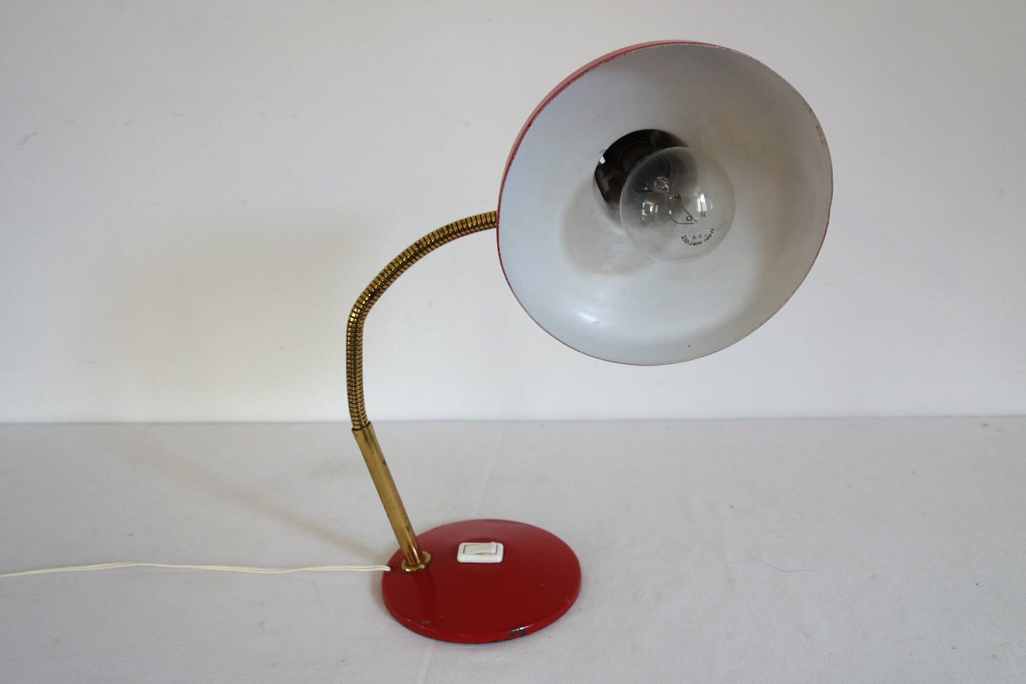 Vintage articulated desk lamp