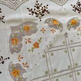 Vintage tablecloth and 6 napkins