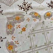 Vintage tablecloth and 6 napkins
