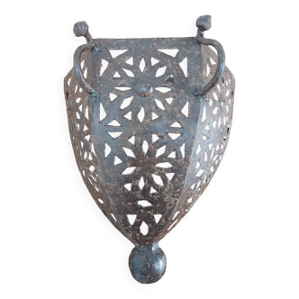 Moroccan wall light in patinated metal